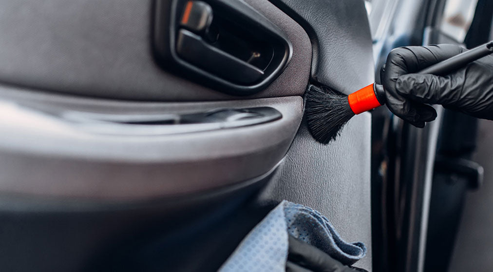 BASIC INTERIOR DETAIL